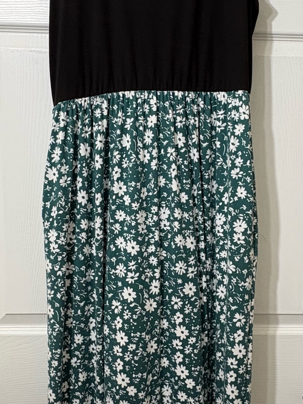 Black & Green Floral Maxi Dress - Women's Printed Maxi